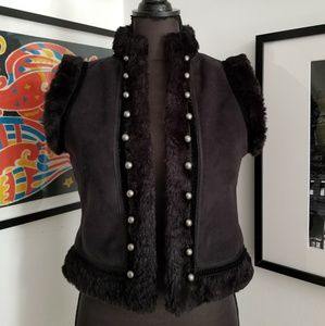 Club Monaco black suede vest with faux fur & studs